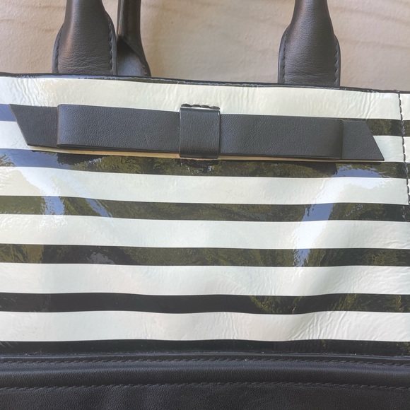 🖤🤍 KATE SPADE New York CHELSEA PARK STRIPE GIGI SATCHEL/Crossbody 🤍🖤 NWT - Picture 7 of 16